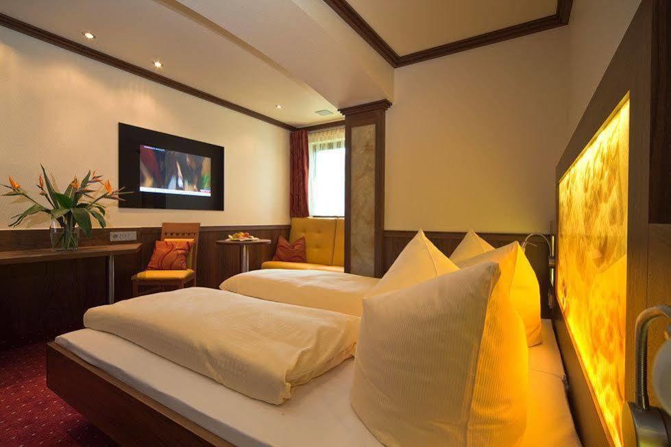 קונסטנץ Hotel Petershof מראה חיצוני תמונה