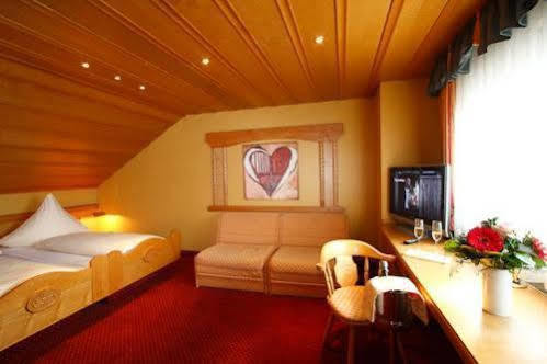 קונסטנץ Hotel Petershof מראה חיצוני תמונה